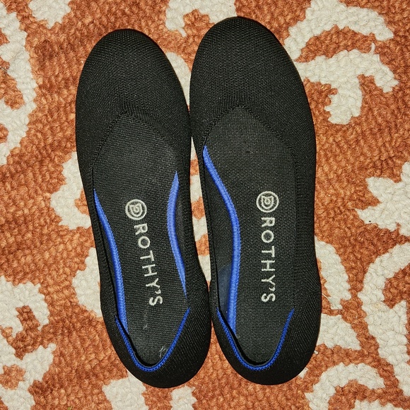 Rothy's black round toe flats size 8 - Picture 1 of 14